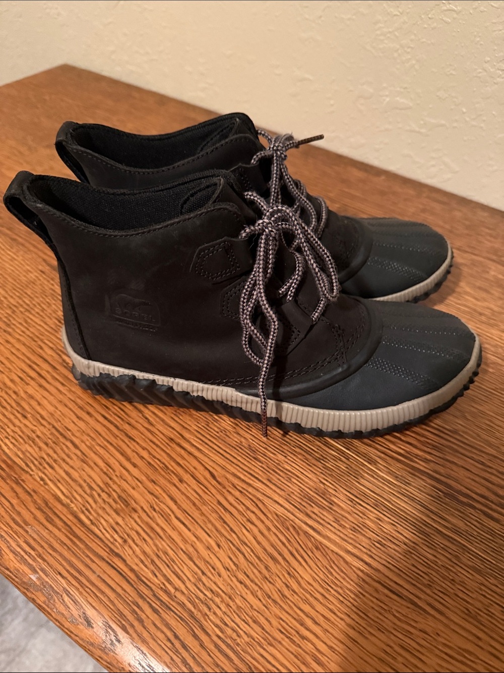 Sorel Women's Black and Gray Winter Rain Boots